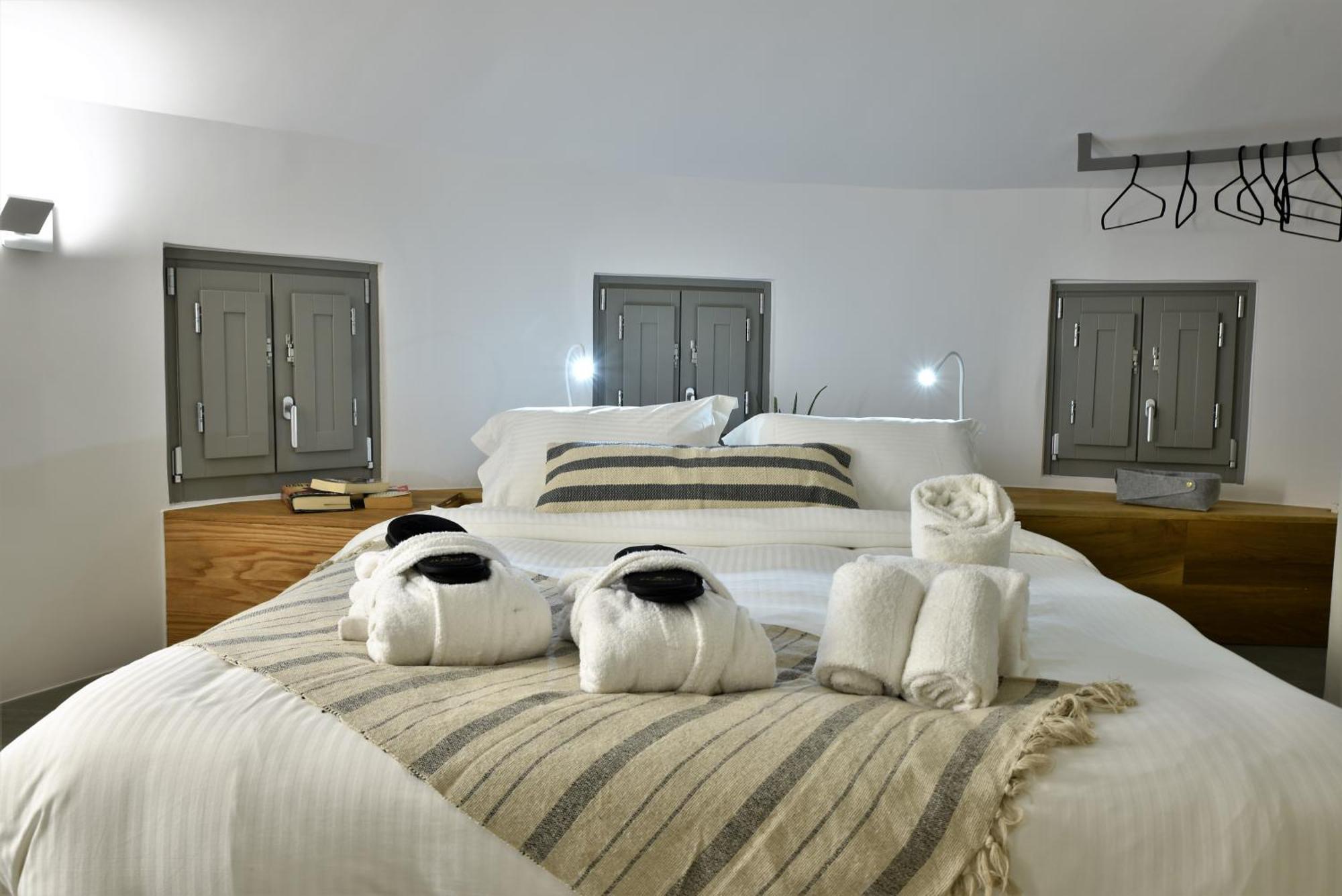 Horizon Mills Hotel Imerovigli  Exterior photo